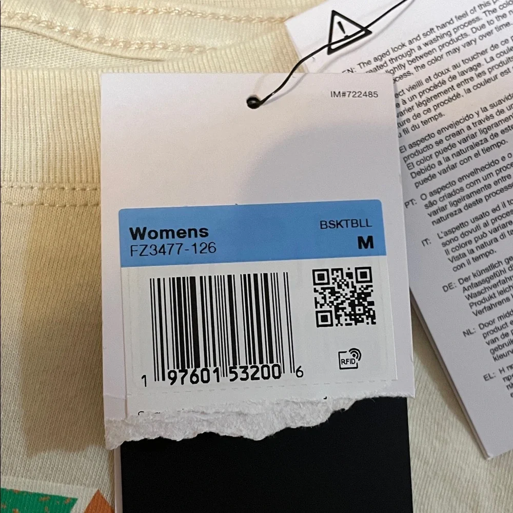 Nike basketball women’s loose fit t shirt cream green and orange size medium - Picture 3 of 6